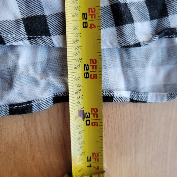 Torrid Black Gingham Stretch Challis Peplum Blouse Women's Size 4/4X Rayon Blend - Picture 7 of 7